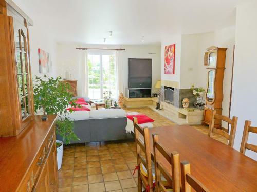 Holiday Home R Gd Communal Ludon Medoc
