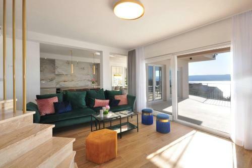 Villa Iva With Sea View And Pool