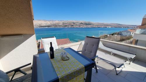 Apartamento Modern Sea View Penthouse - On The Beach