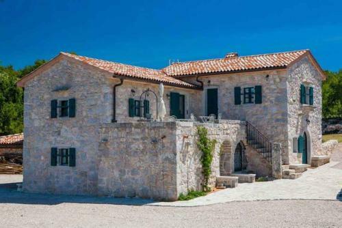 Holiday Home In Malinska/insel Krk 31297