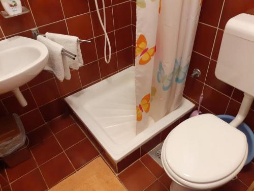 Apartments With A Parking Space Malinska, Krk - 19291