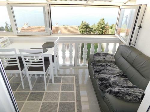 Novi Br Apartment