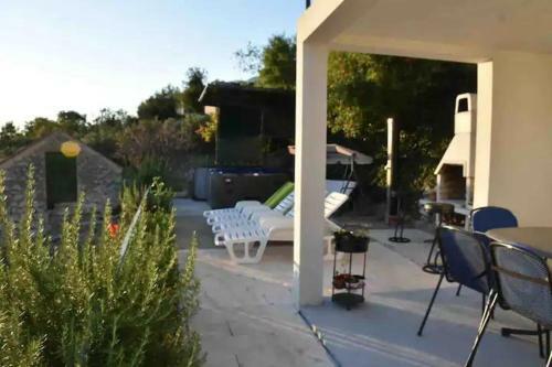 Holiday Home Aria With Whirlpool