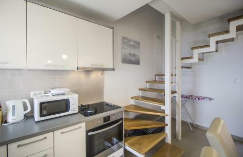 Holiday Home Aria With Whirlpool
