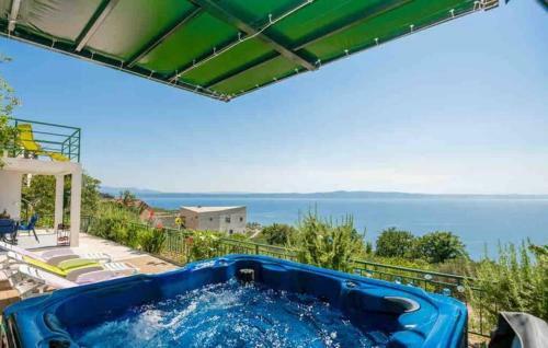 Holiday Home Aria With Whirlpool