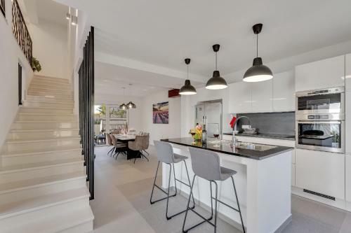Luxury Apartments Diamond