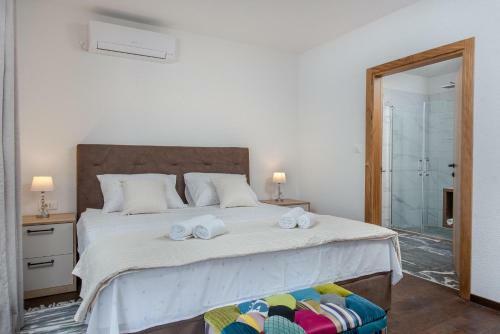 Lovely View Villa In Povlja