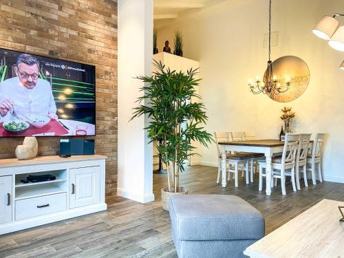 Duenenliebe Apartment 19