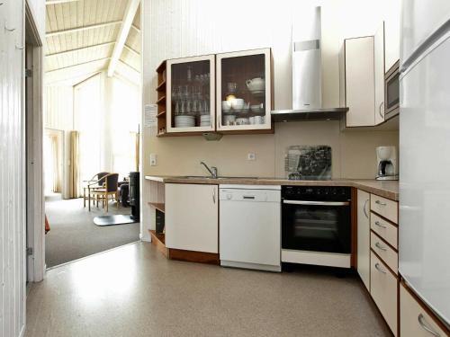 Four-bedroom Holiday Home In Otterndorf 13
