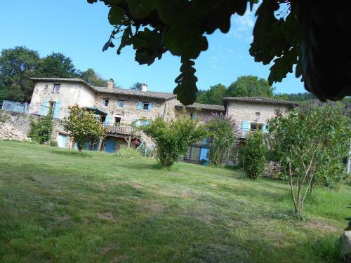 Bed & Breakfast Domaine De La F�e-licit�