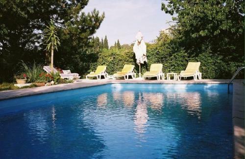 Bed & Breakfast Chambres D'h�tes Saint V�r�d�me