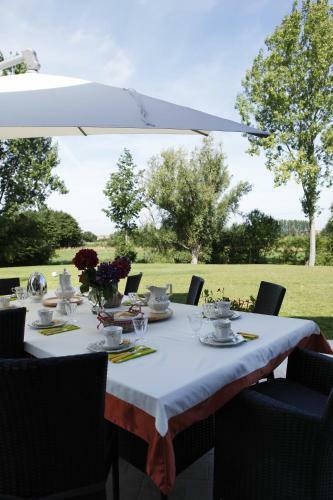 Bed & Breakfast La Cense - Ferme Des Tilleuls