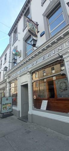Hostal Maid Of Erin Guesthouse