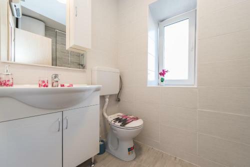 Balen City Central House For 8