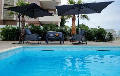 Villa Aquamarine Apartments