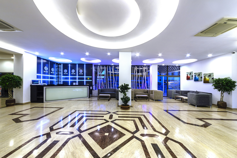Hotel Kaya Maris