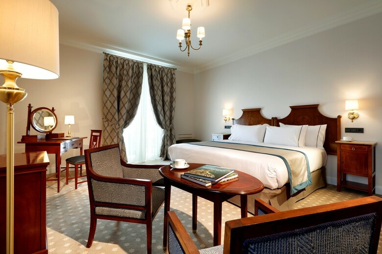 Eurostars Hotel Real