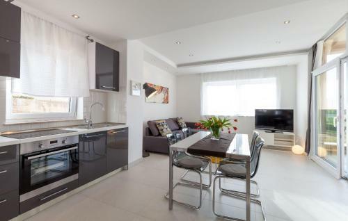 Villa Azalea Apartments A2