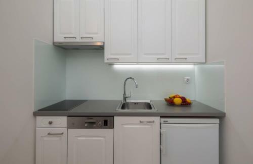 Sunrise Beach Apartments
