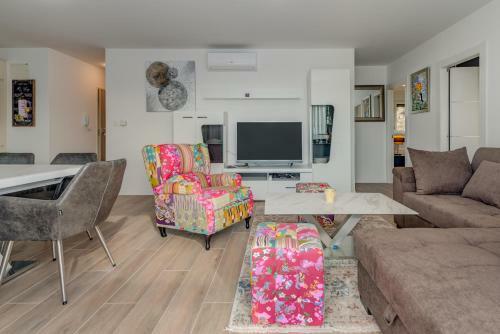 Lct Esperanza Lounge Apartment