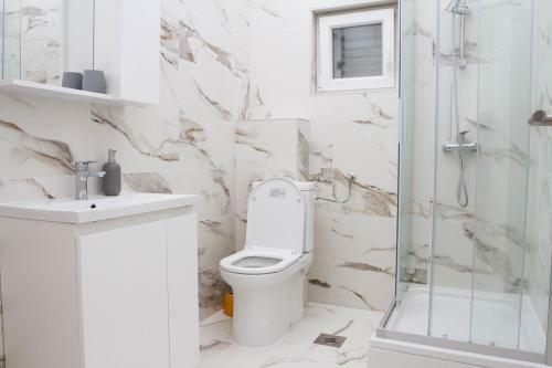 Unforgettable Sea View Apartments Bakota