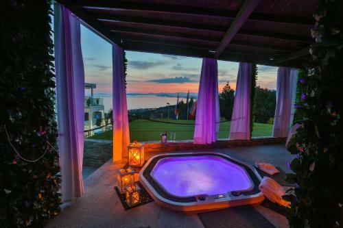 Villa Berfami - 3 Private Pools, Spa, Sea View