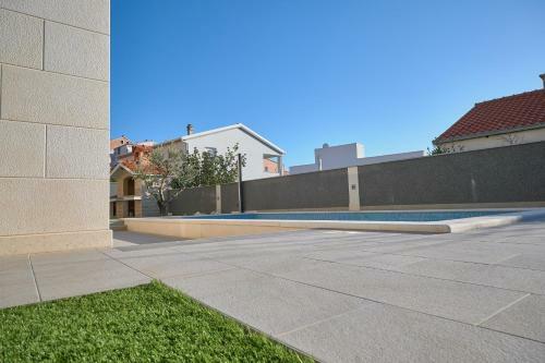 Apartamento M Entire Floor In A Spacious House With Pool