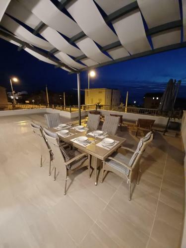Luxury Apartment Cvita