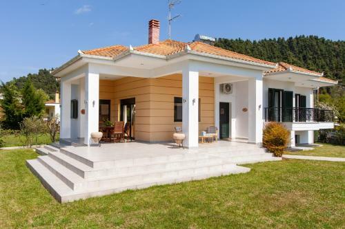 F & B Summer Villa Collection - Kassandra - Fourka
