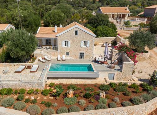 Fiscardo Luxury Stone Villa Alex ,with Sunset View!