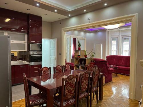 Sz�chenyi Apartman (iv Deluxe) Miskolc Belv�ros�ban