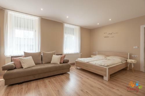 Family Apartmanh�z