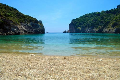 Villa Nightingale Luxury Suites Corfu