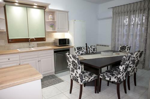 Apsenti House Skopelos