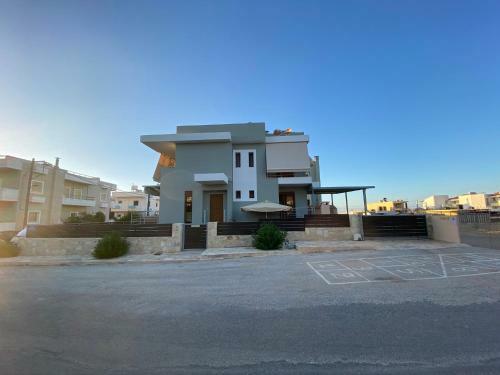 Sunny Villa By The Beach Gournes