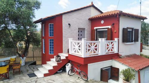Vanna's Holiday House
