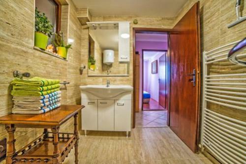 Apartmani Marina Pore?