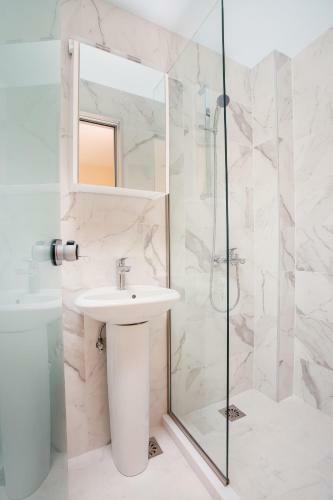 Eden Pink Orchid - Luxurious Apartment With Sea View