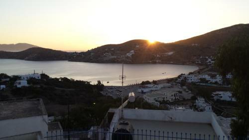Hostal Grandma Vasiliki Rooms To Let