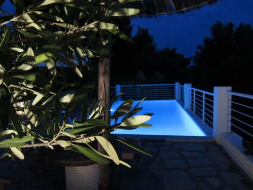 Villa In Poseidi,private Pool,outstanding Sea View