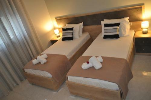Liri's Apartments