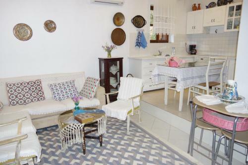 Cozy Traditional House In Thassos, Kallirachi