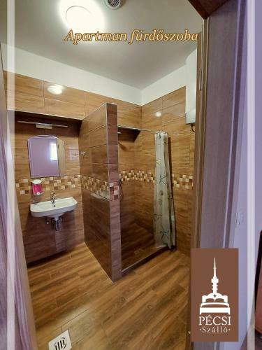 Albergue P�csi Sz�ll�