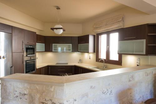 Villa Heraklion Comfy House With Mountain View