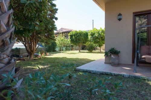 Villa Heraklion Comfy House With Mountain View