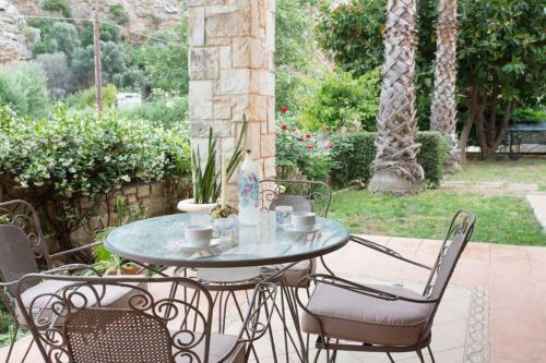 Villa Heraklion Comfy House With Mountain View