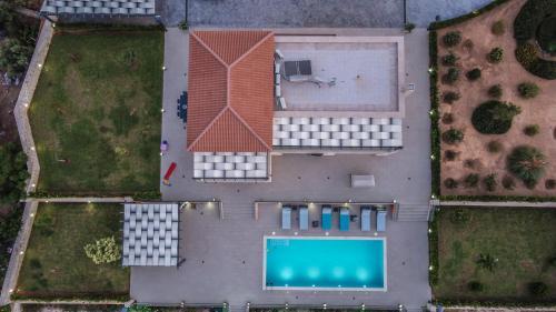 Elevated Villa Marevista W/ Private Heated Saltwater Pool