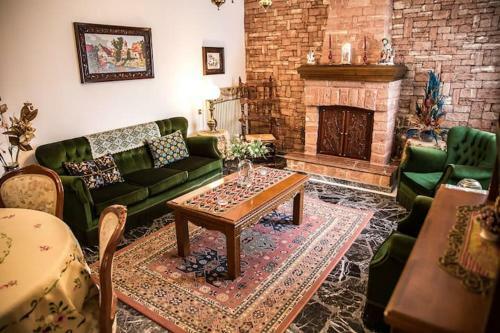 Apartamento Traditional Antique Deco House