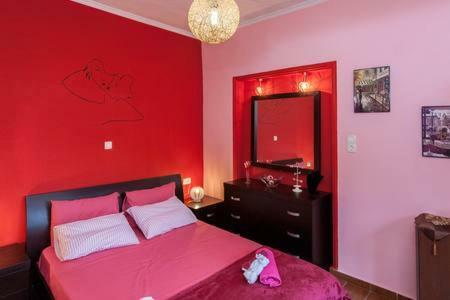 Zoi's House Luxurious Vacation