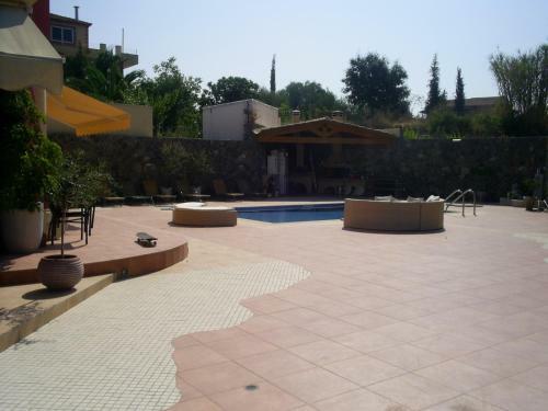 Villa Dada House